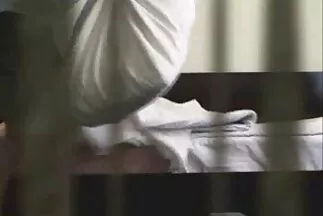 स्कीनी लैटिन लड़की लंपट मर्दाना हिंदी सेक्सी फुल मूवी से पहले उसके कूल्हों फैलता है