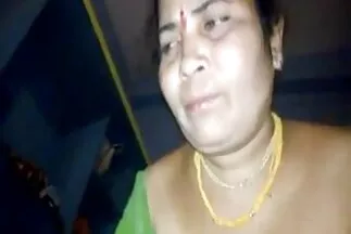 संभोग सेक्सी फिल्म मूवी फुल एचडी सुख के साथ गुलाब की पंखुड़ियों